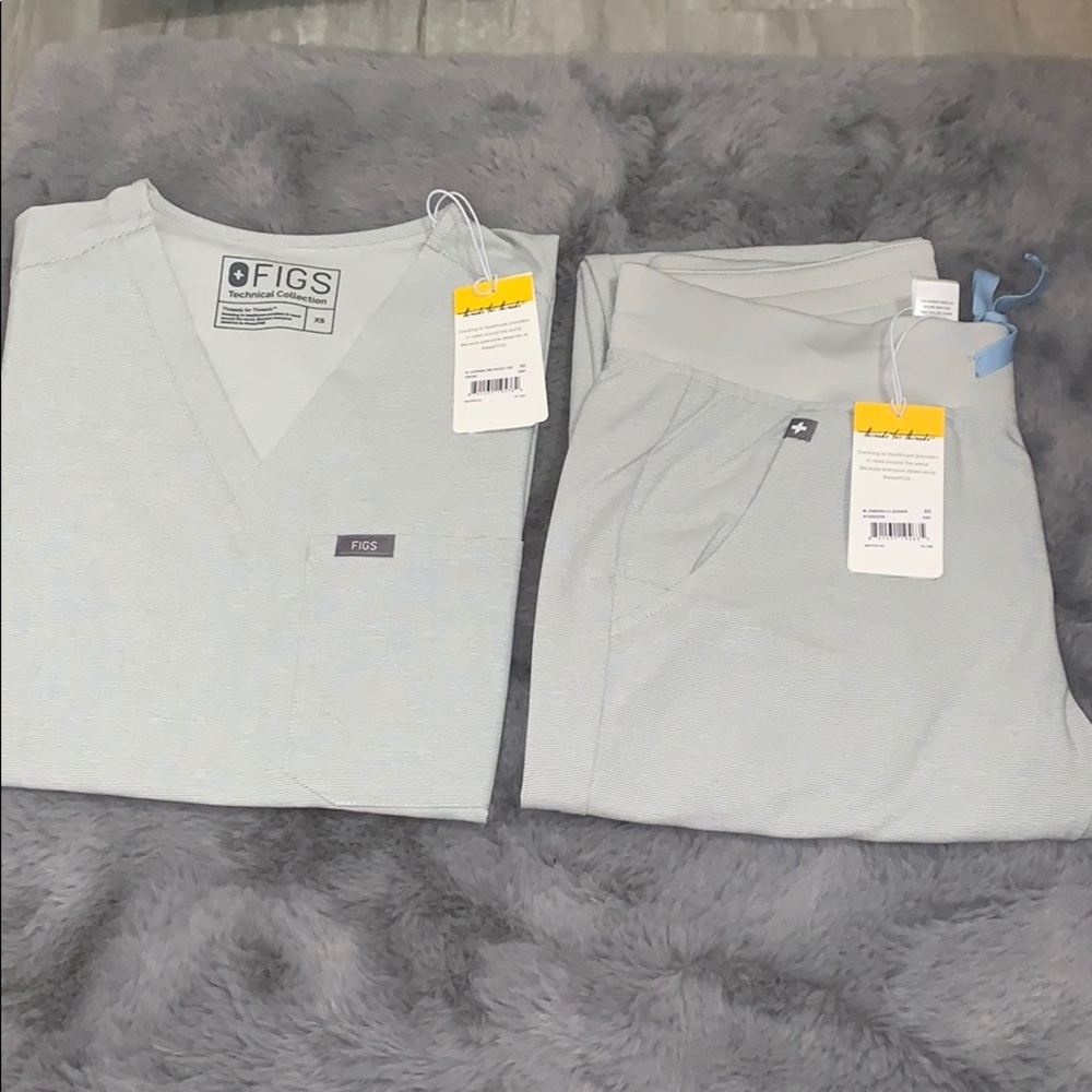 FIGS グレー XS タンクトップとパンツセット Figs | Other | Figs Scrub Set Space Gray | Poshmark